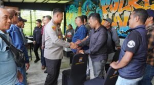 Kapolresta Malang Kota Ajak Media dan Suporter Jaga Kamtibmas, Dorong Aremania – Bonek Rawat Kedamaian Sepak Bola